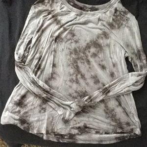 Long sleeve American Eagle tshirt